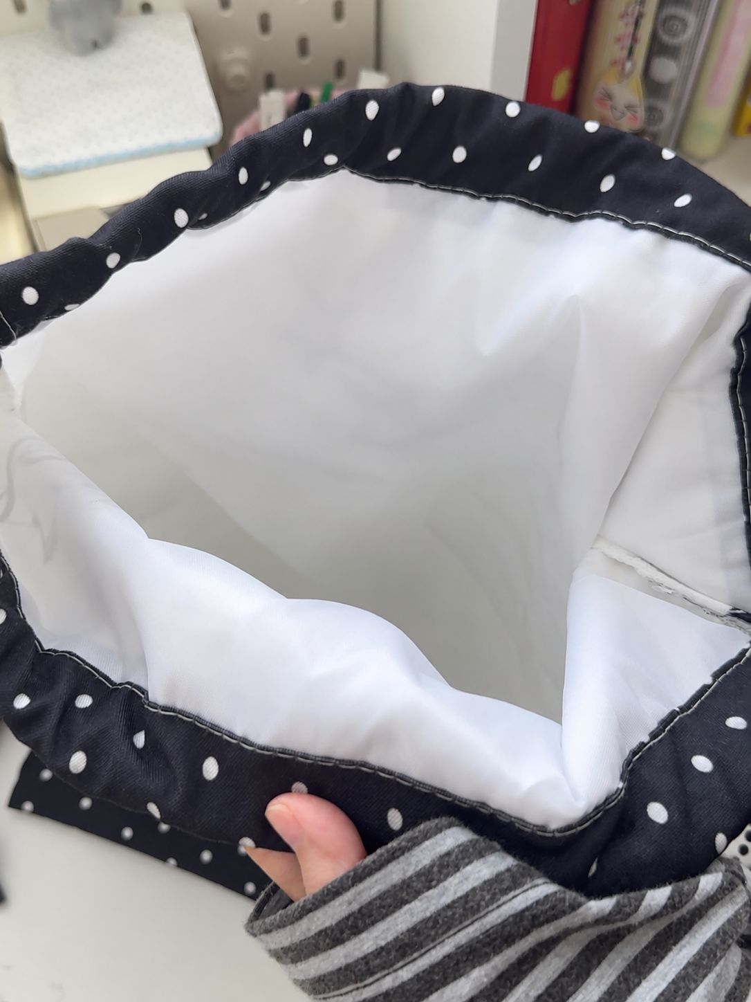Music Note Drawstring Ita Backpack