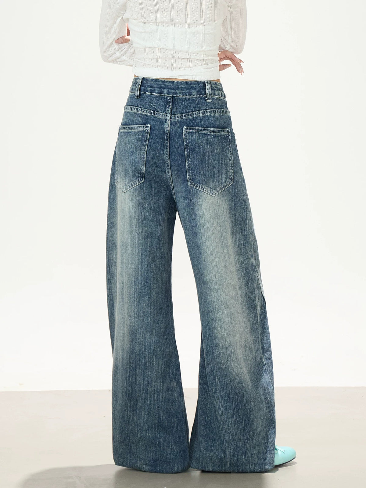 Vintage Star Washed Barrel-Leg Jeans