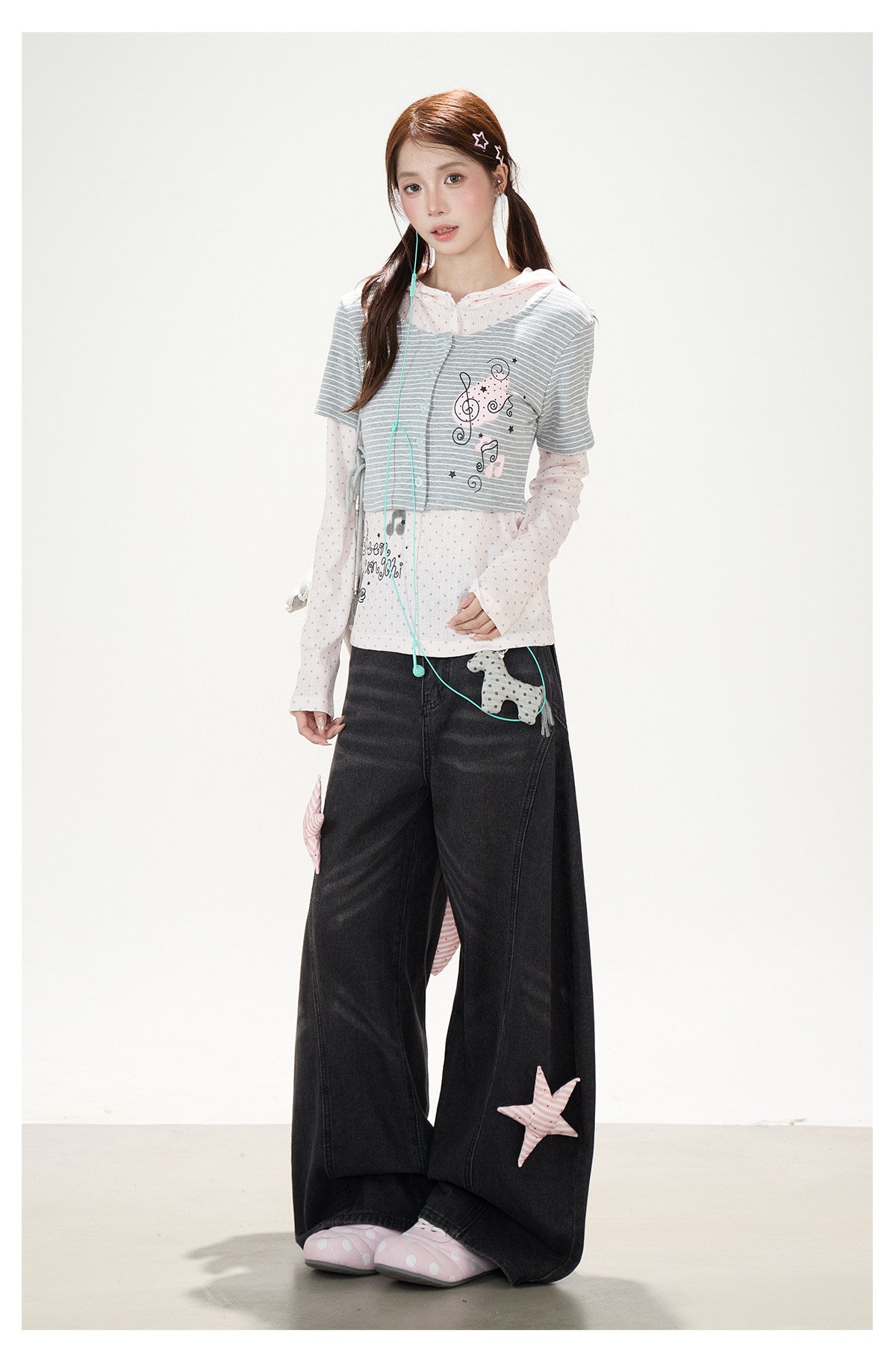 Striped Polka-Dot Layered Two-Piece Top Set & Star Patch Wide-Leg Jeans