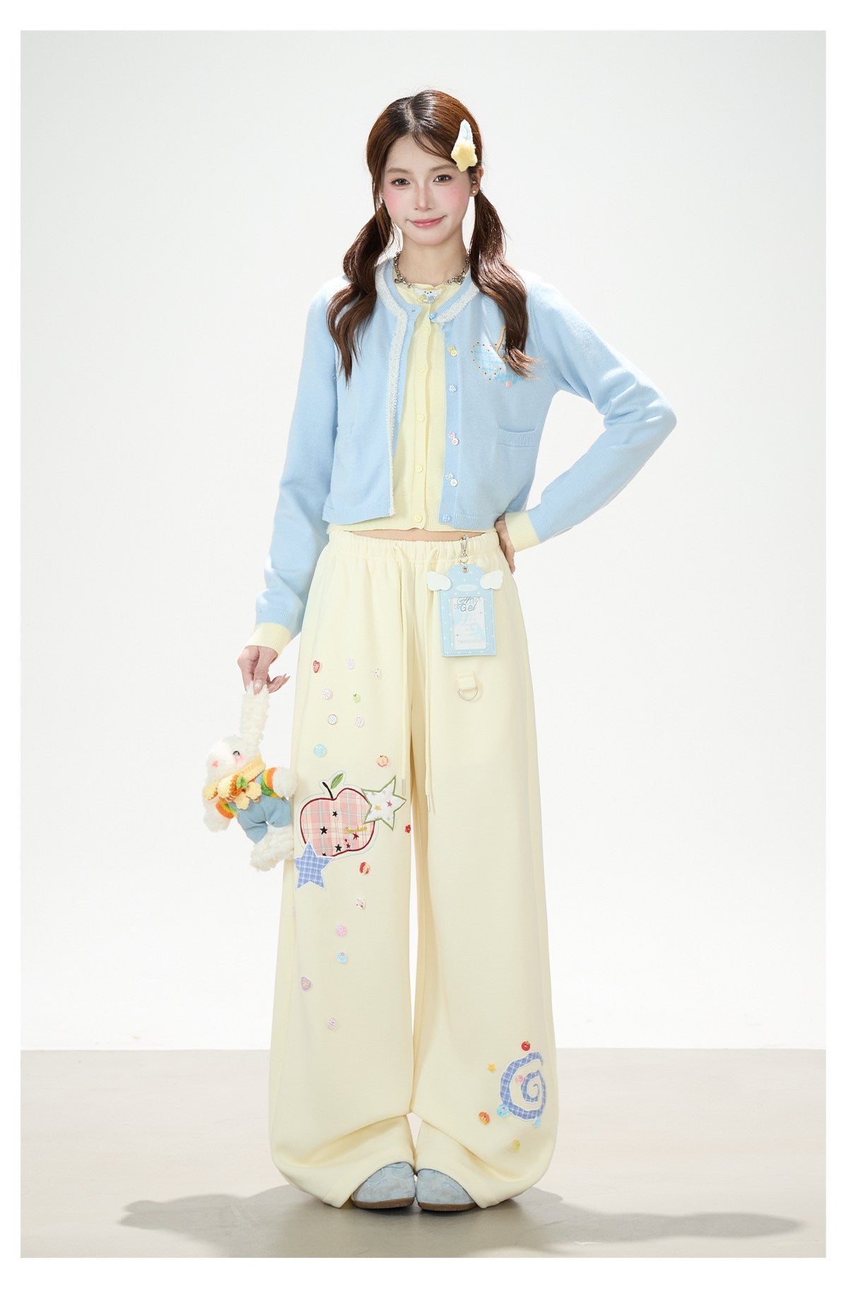 Apple Star Patch Wide-Leg Sweatpants