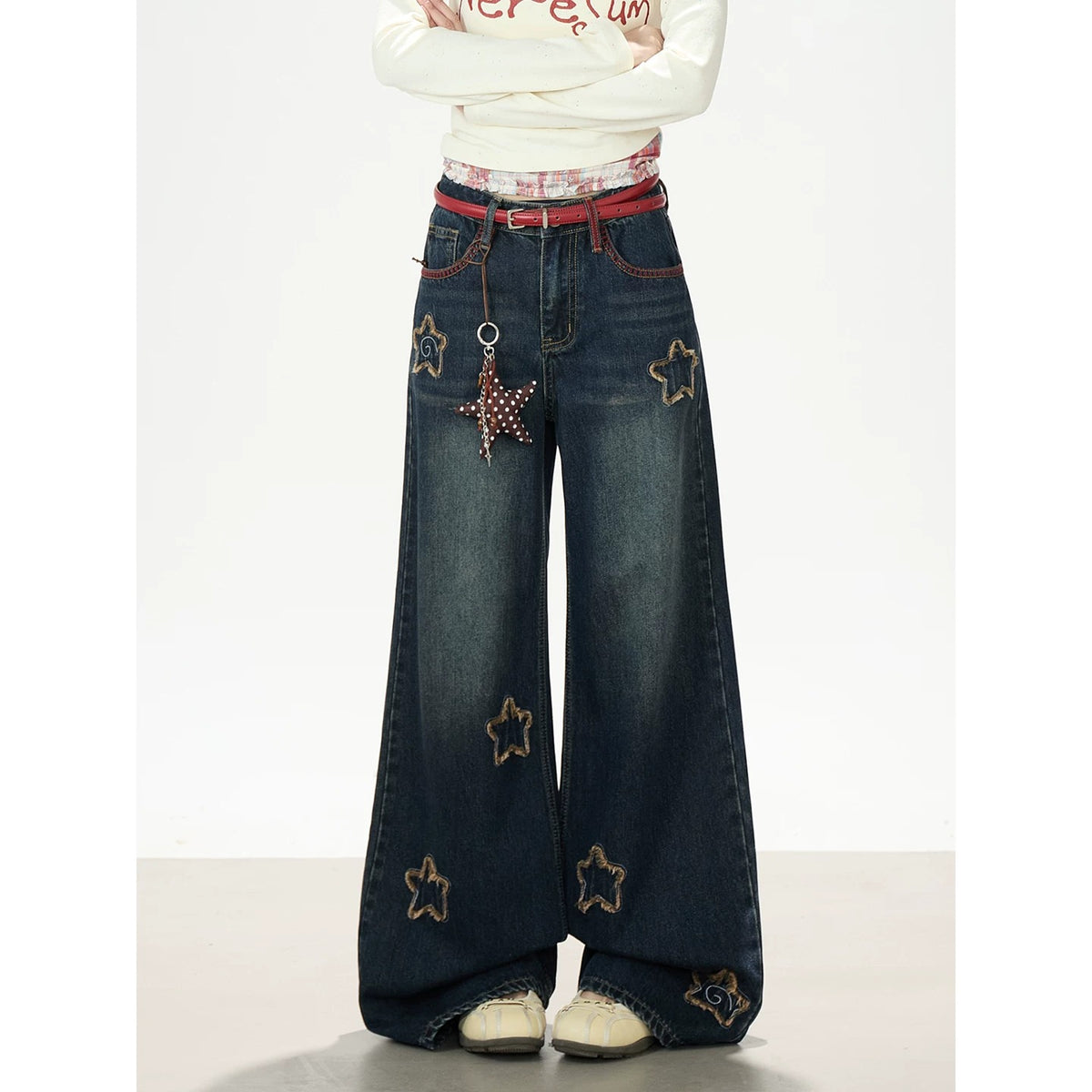 Letter Print Layered Long Sleeve Top & Star Patch Wide-Leg Jeans