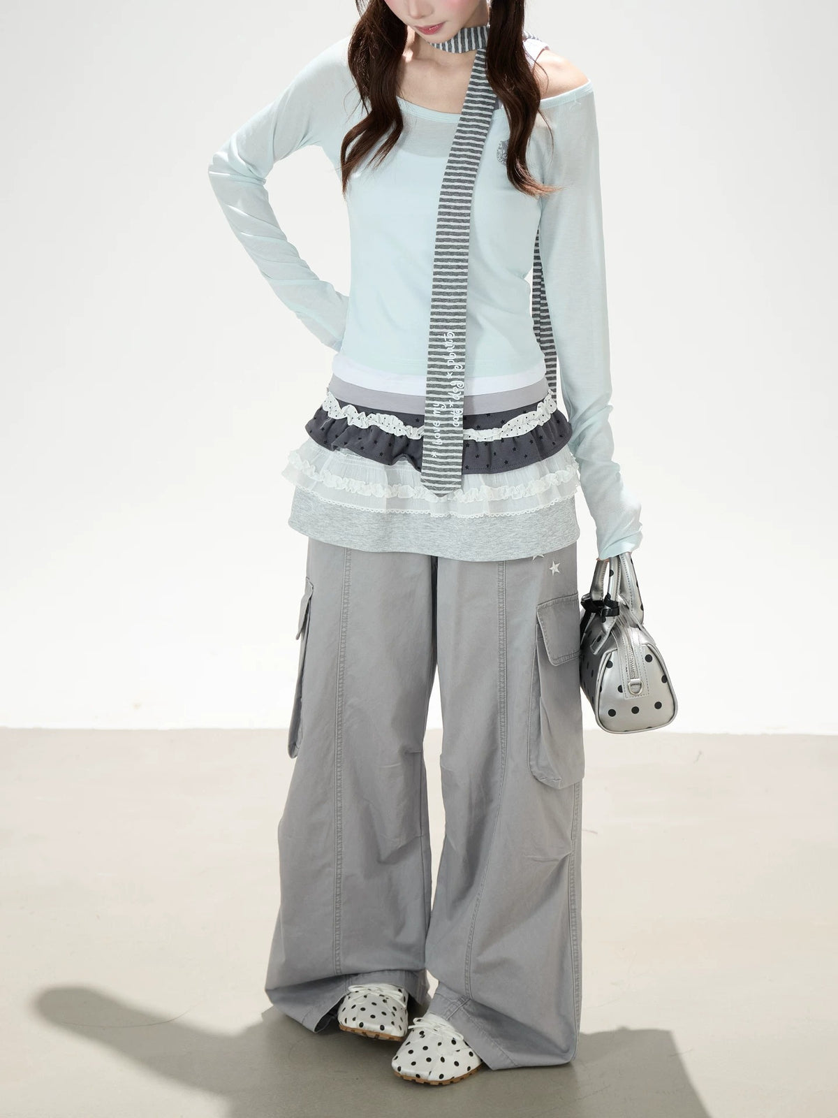 Off-Shoulder Layered Two-Piece Top Set & Gray Wide-Leg Cargo Pants