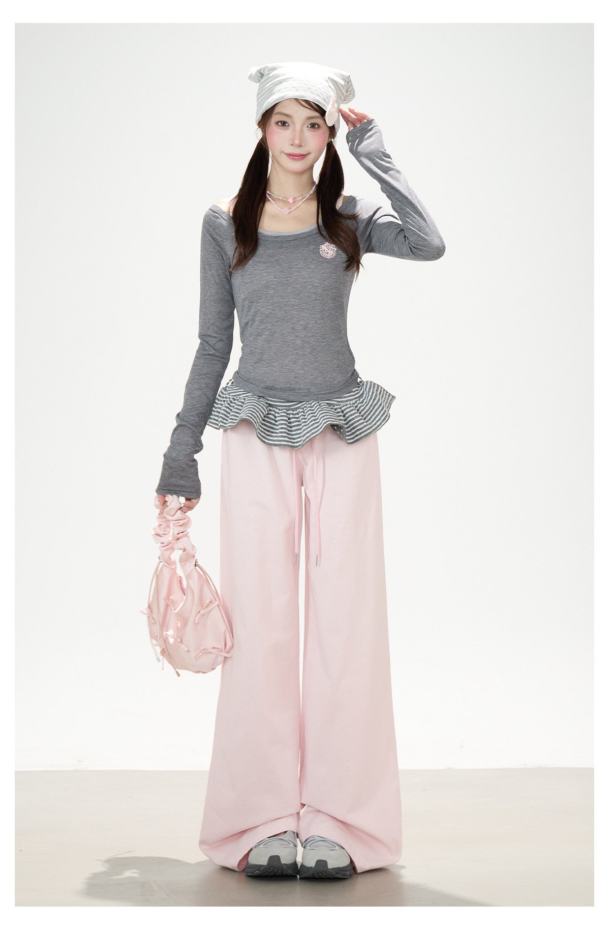 Off-Shoulder Layered Two-Piece Top Set & Gray Wide-Leg Cargo Pants