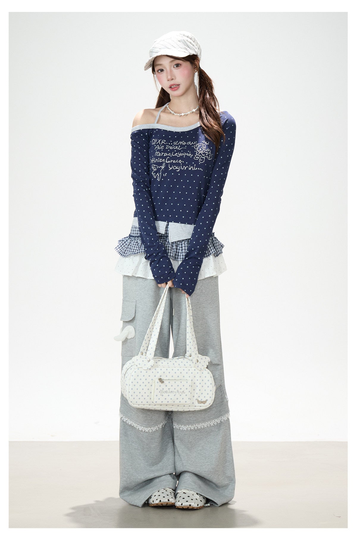 Wing Lace Wide-Leg Cargo Sweatpants