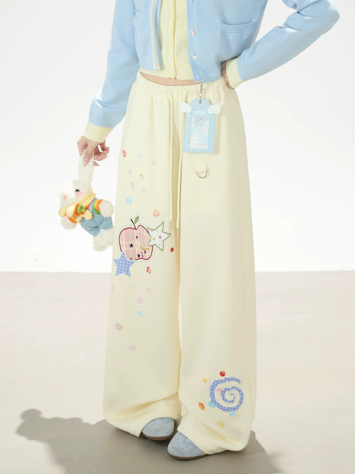 Apple Star Patch Wide-Leg Sweatpants
