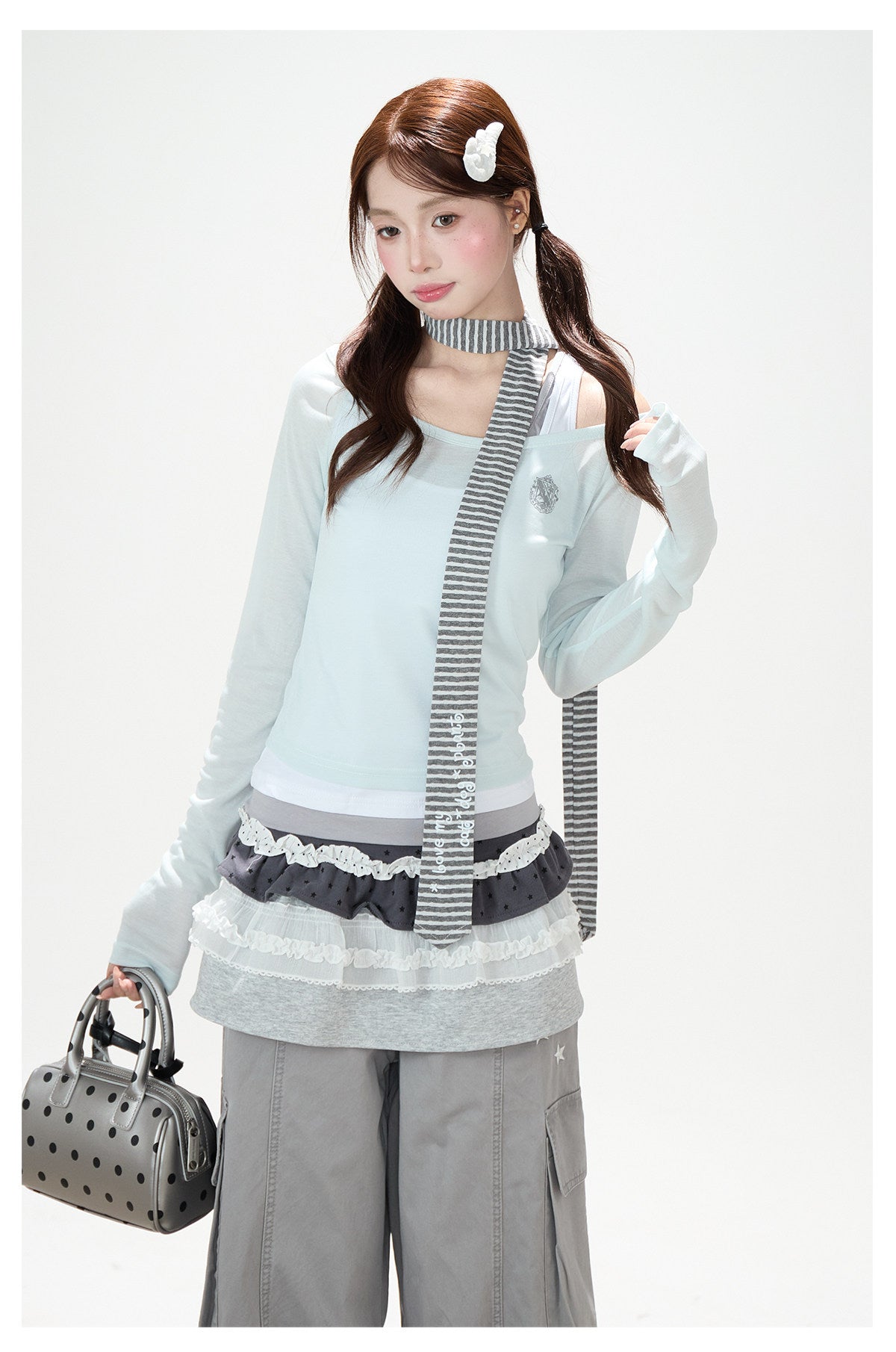 Off-Shoulder Layered Two-Piece Top Set & Gray Wide-Leg Cargo Pants
