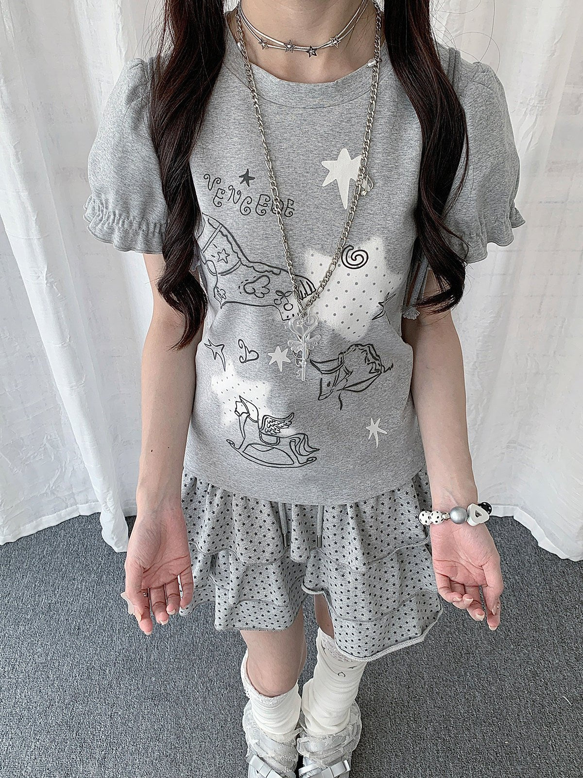 【rejio】ノスタルジック ロッキングホース パフスリーブTシャツ (ヘザーグレー) - 追光的猫Solpaw | rejio