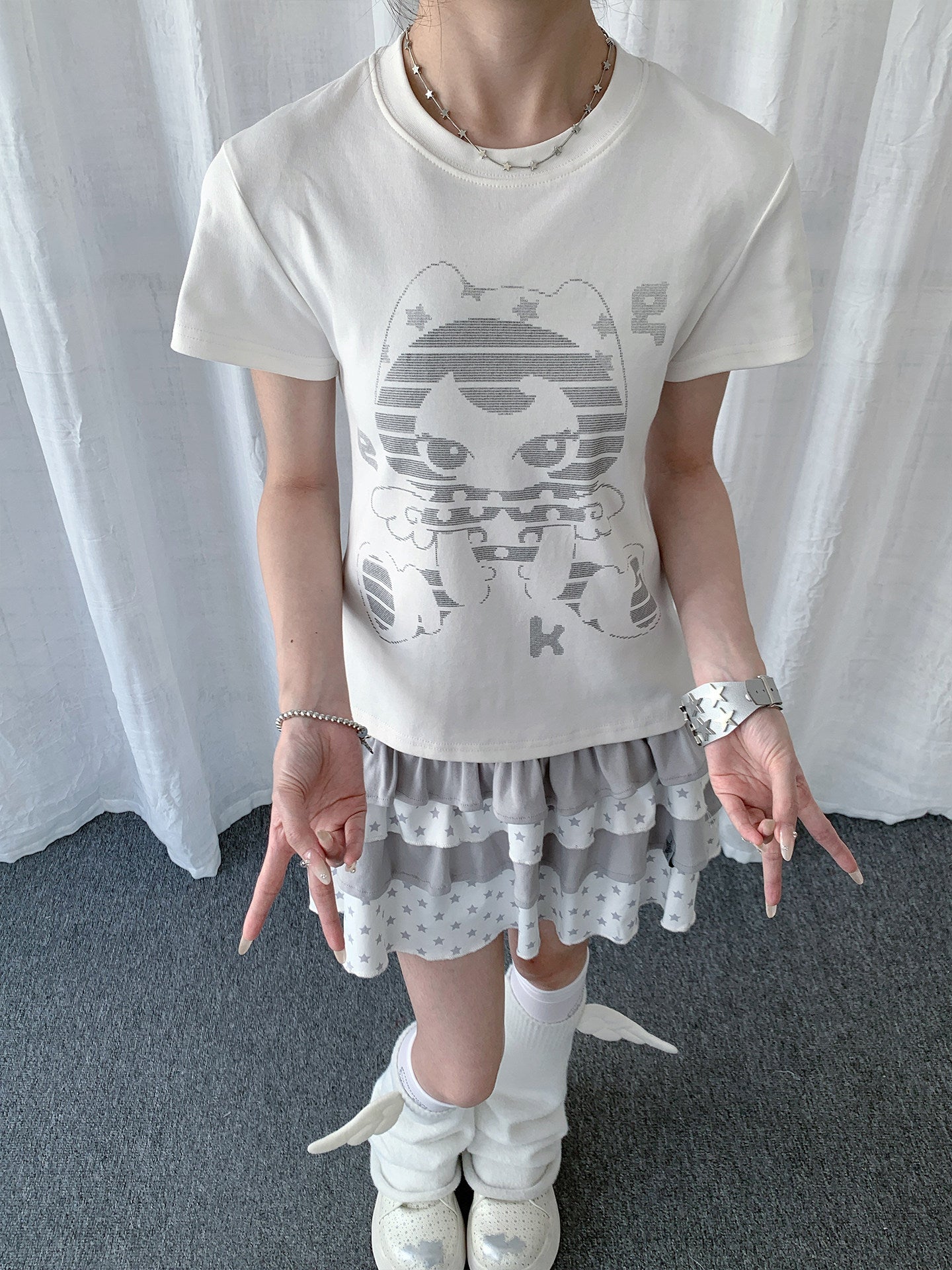 【rejio】ピクセルキャット グラフィック Tシャツ (ホワイト) - 追光的猫Solpaw | rejio